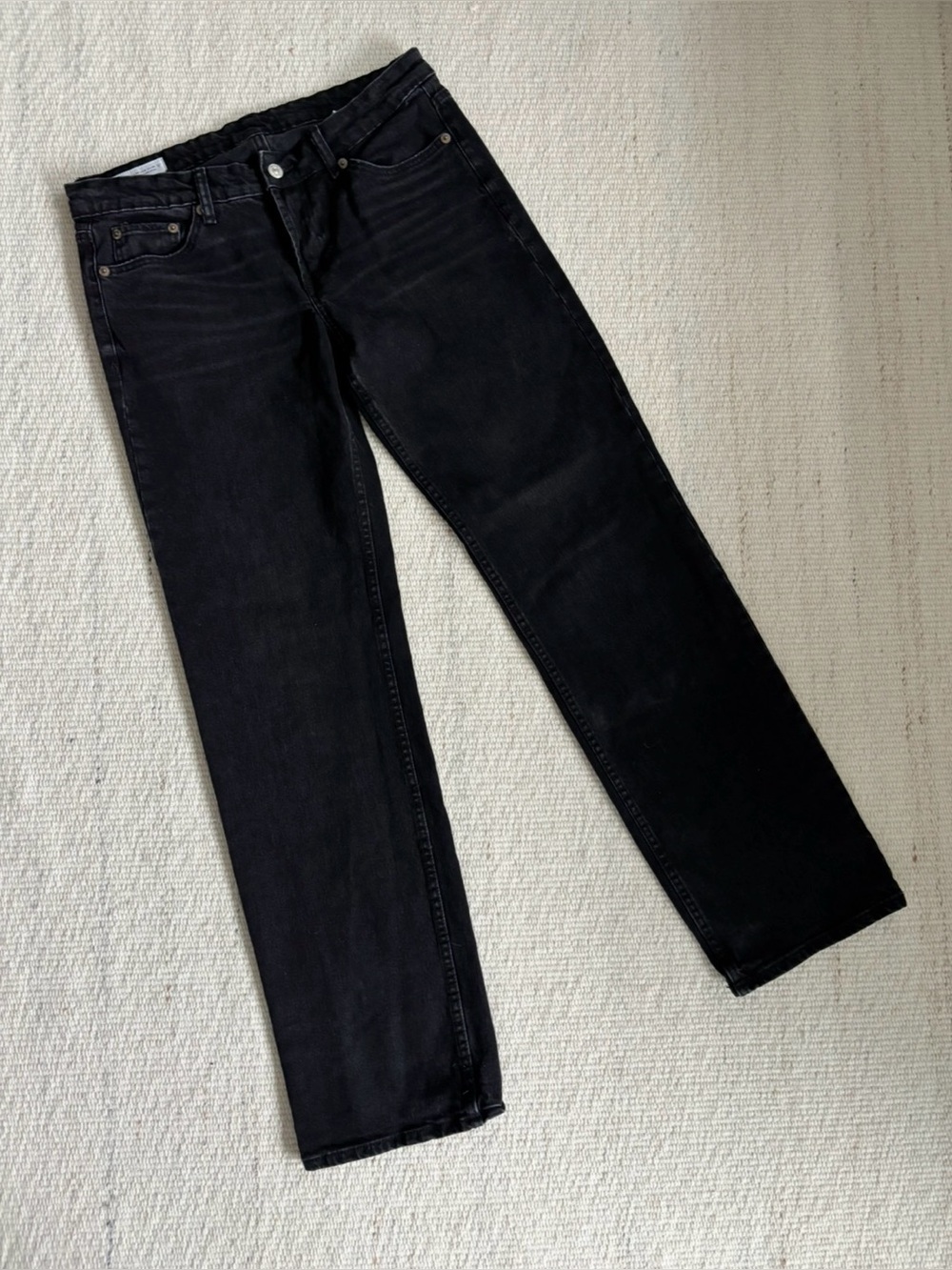 | Zara | Women’s Low-rise Black Denim Jeans size 8